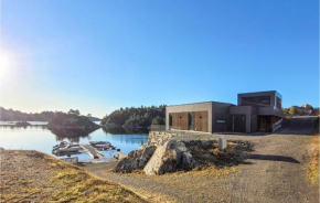 5 Bedroom Lovely Home In Urangsvåg